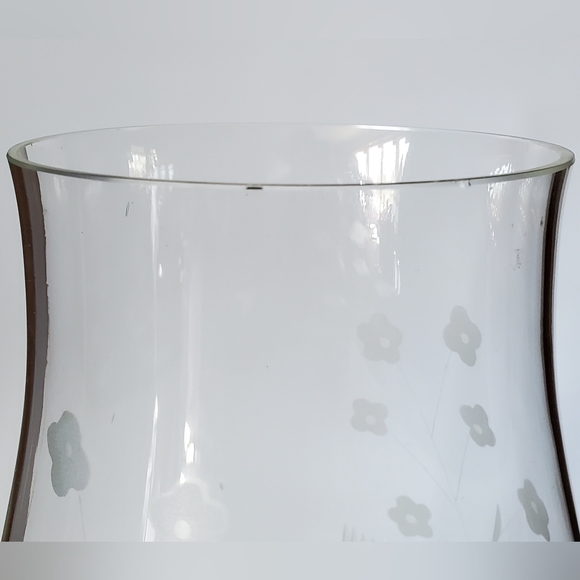 🇷🇴 12" Romanian Blown Etched Floral Glass 🇷🇴 Vase Hurricane Candle 🕯 Lamp - Picture 3 of 8